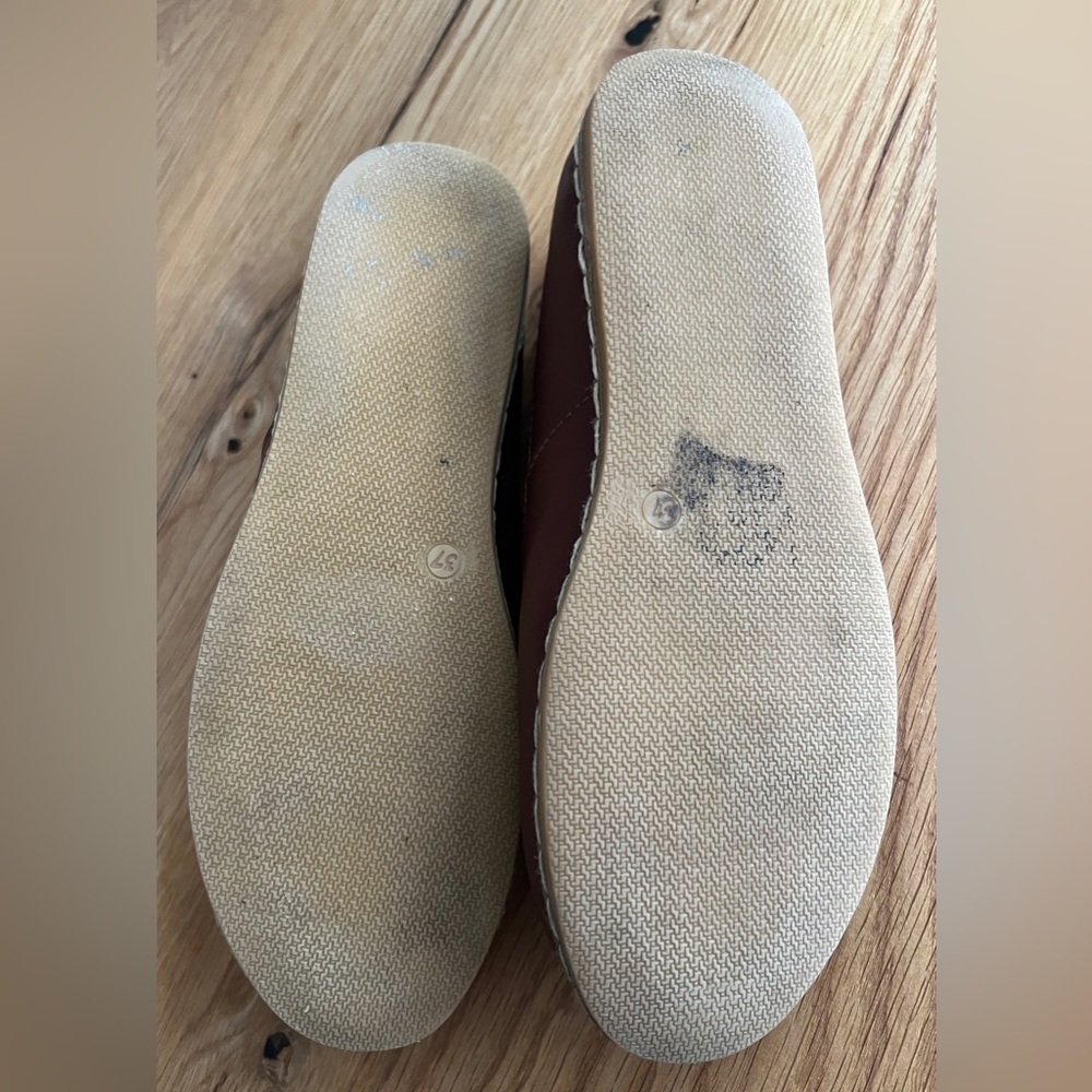 CHARIX ISTANBUL SLIP-ON FLATS, BORDEAUX, SIZE 7. - Picture 12 of 14